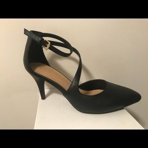 Black heels 4” heel